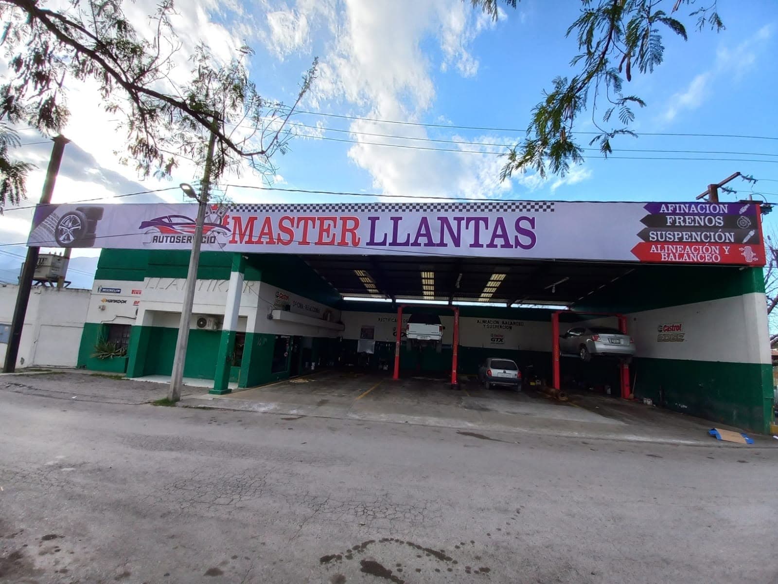 Lonas publicitarias