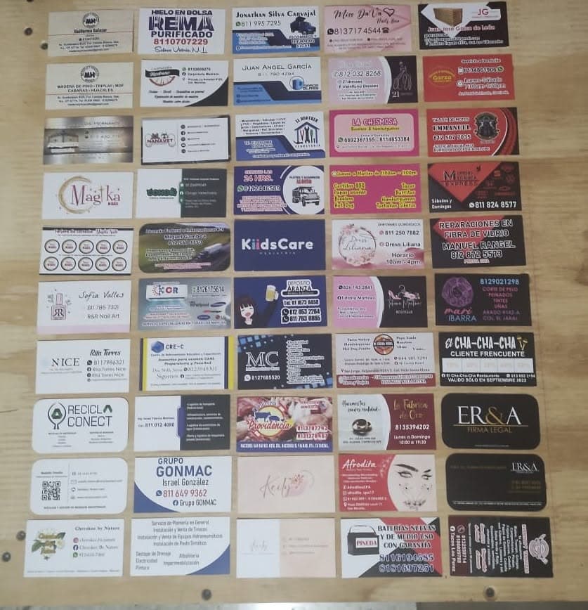 Tarjetas de presentación impresas